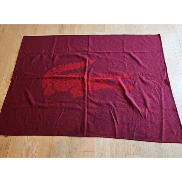 Lacoste Vtg. Croc/Alligator Logo Knit Throw 49"x66" DEEP‎ RED Wool Blend Sports - Picture 1 of 7